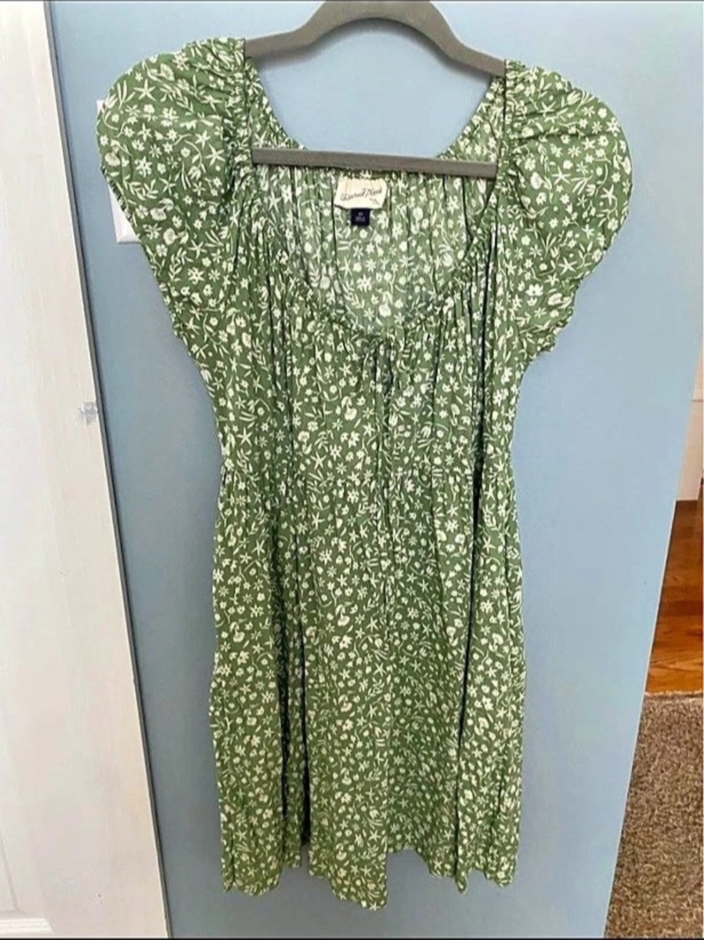 Universal Thread Floral Mini Dress in Green & White Size XS